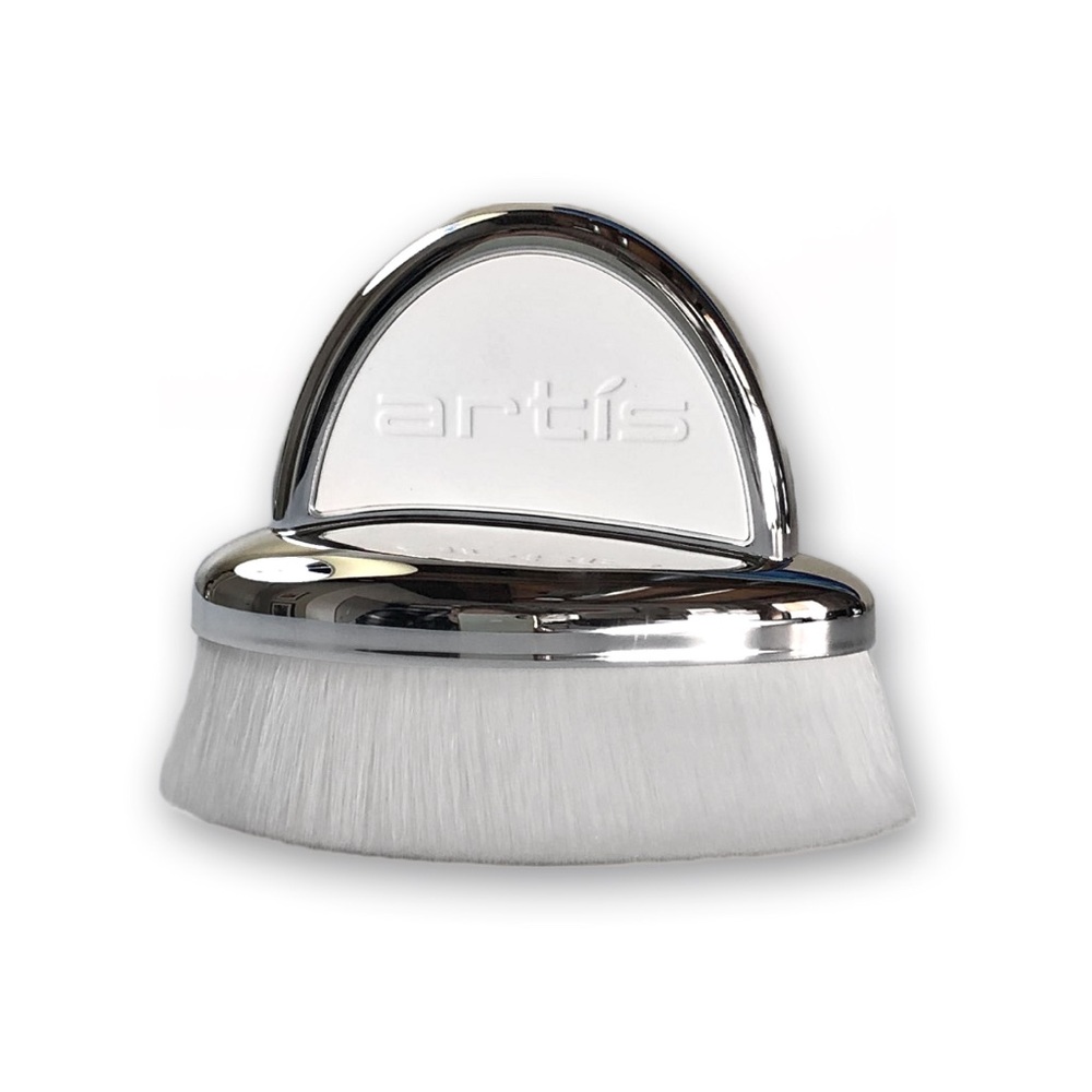 Artis Fini Brush, skincare edition
